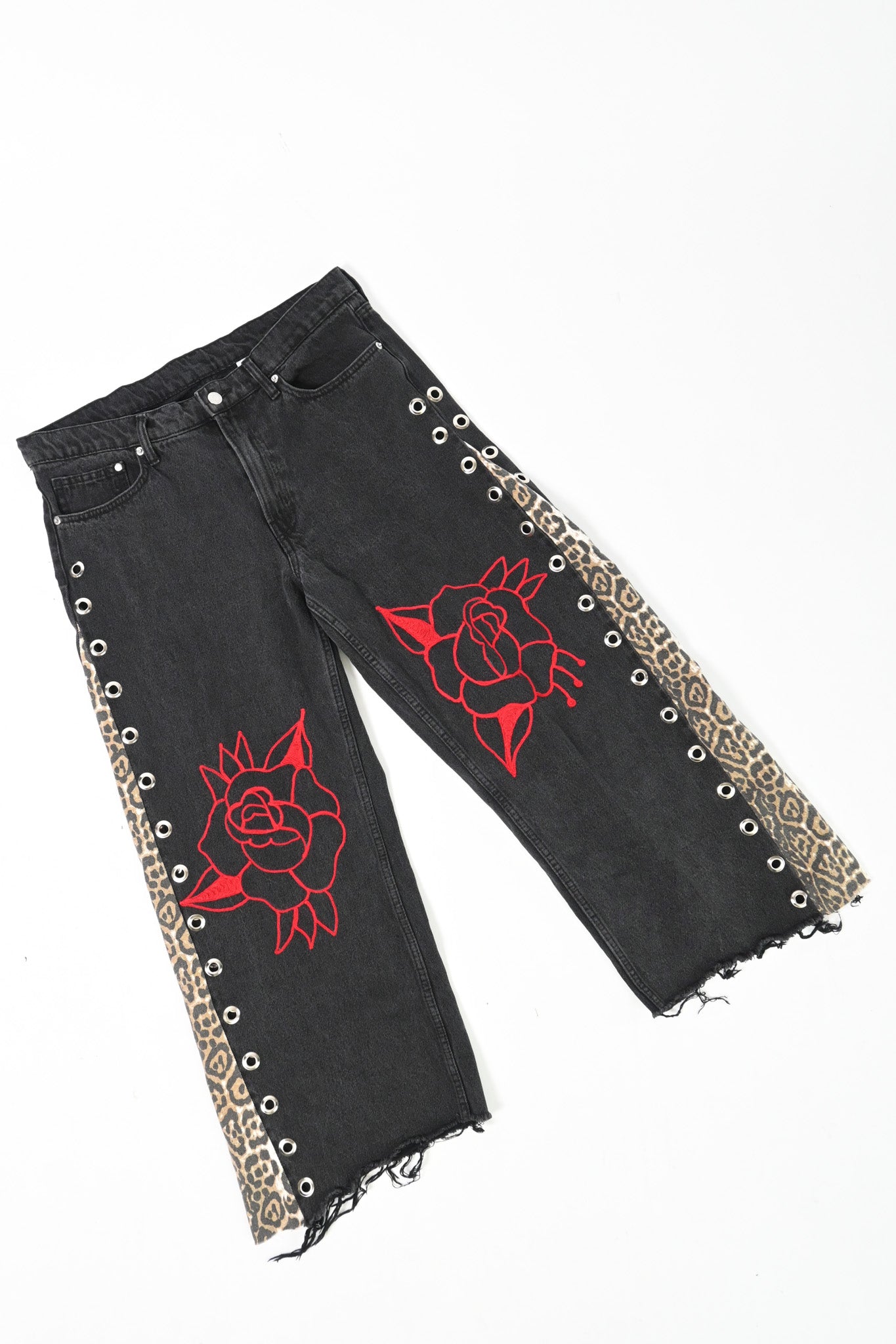 Chain-stitched cheetah denim (34/25)