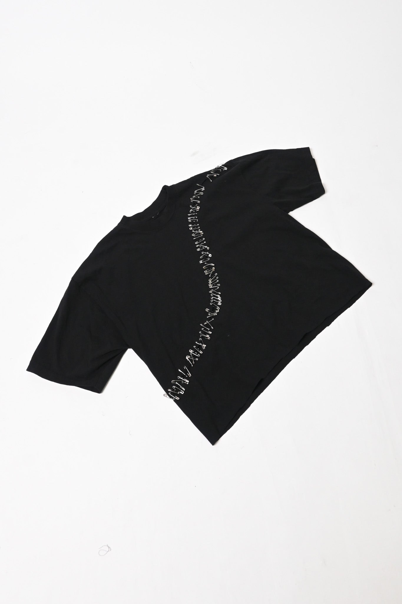 Safety pin tee