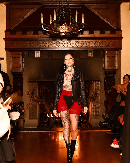 TAYLOR'S Muff Shorts