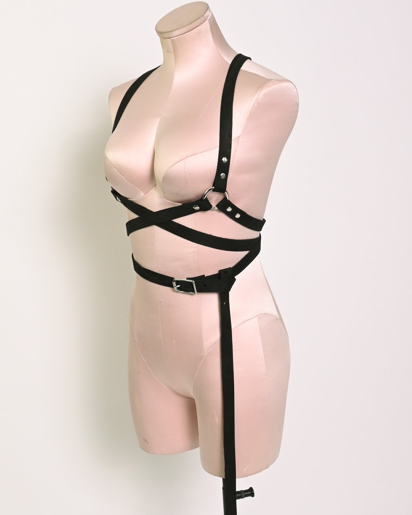 BELLA'S harness