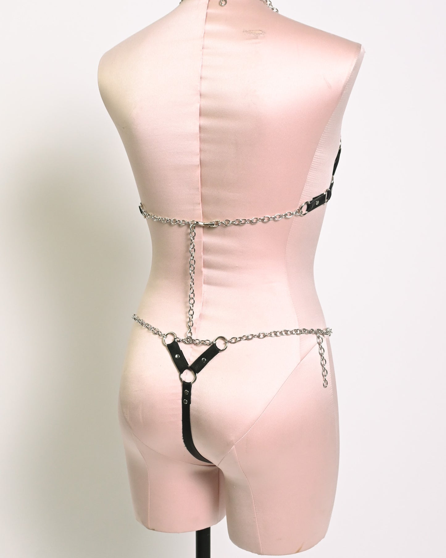 TAYLOR'S Leather and Chain KINI