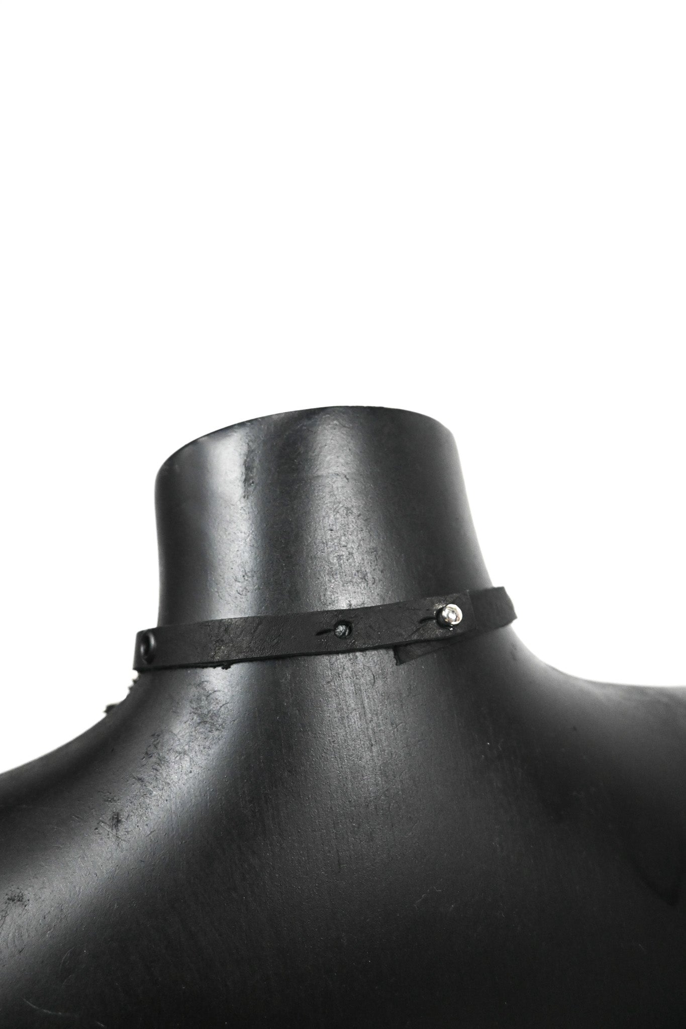 Crucifix leather choker