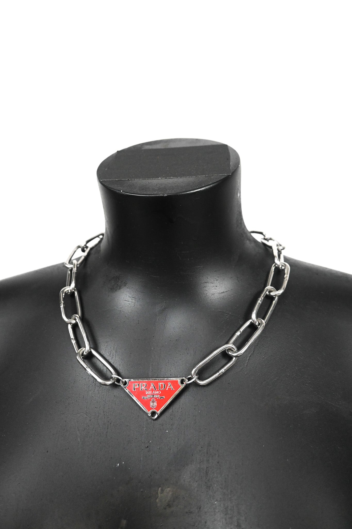 Large chain red emblem necklace