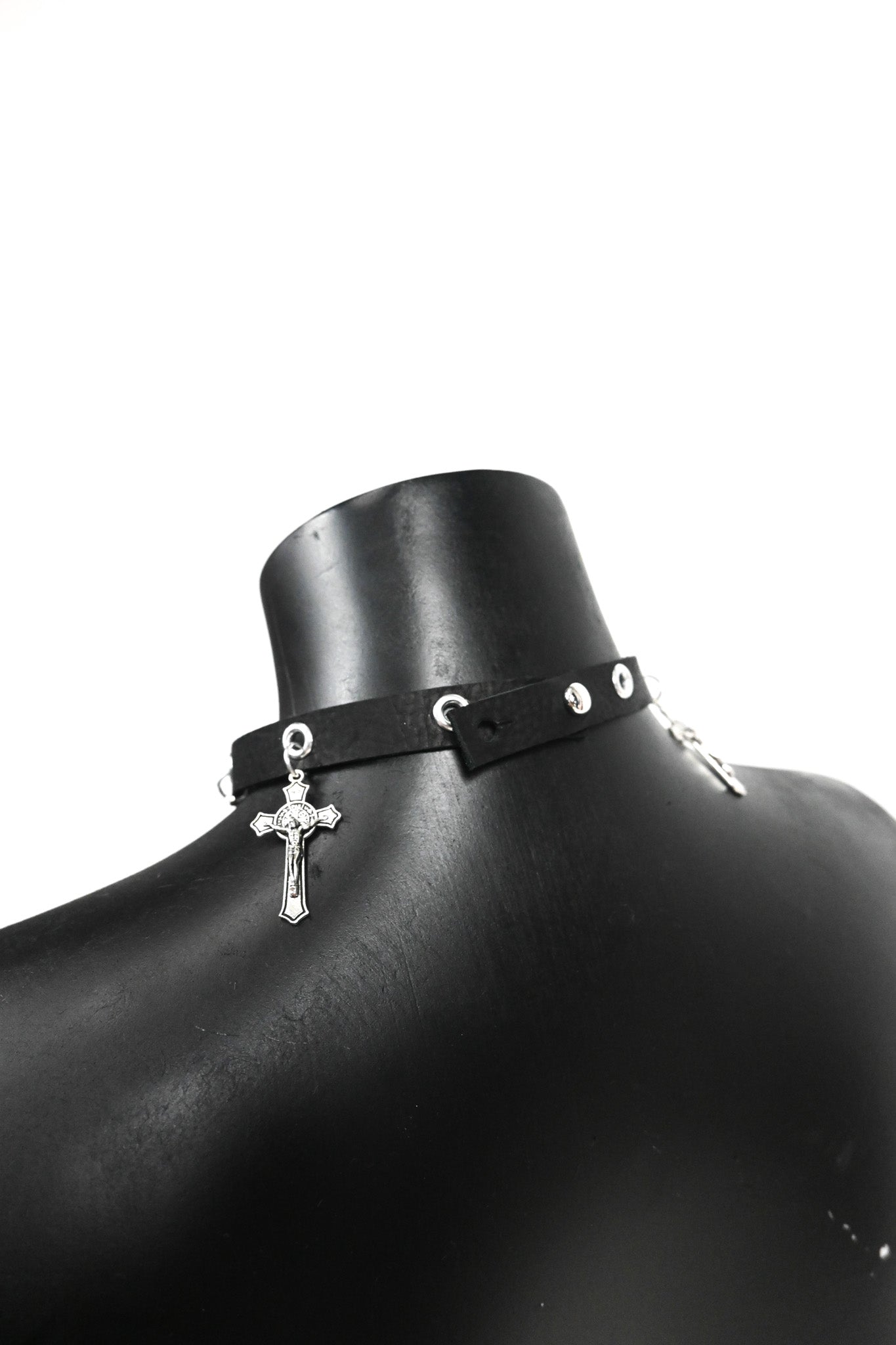 Crucifix leather choker necklace