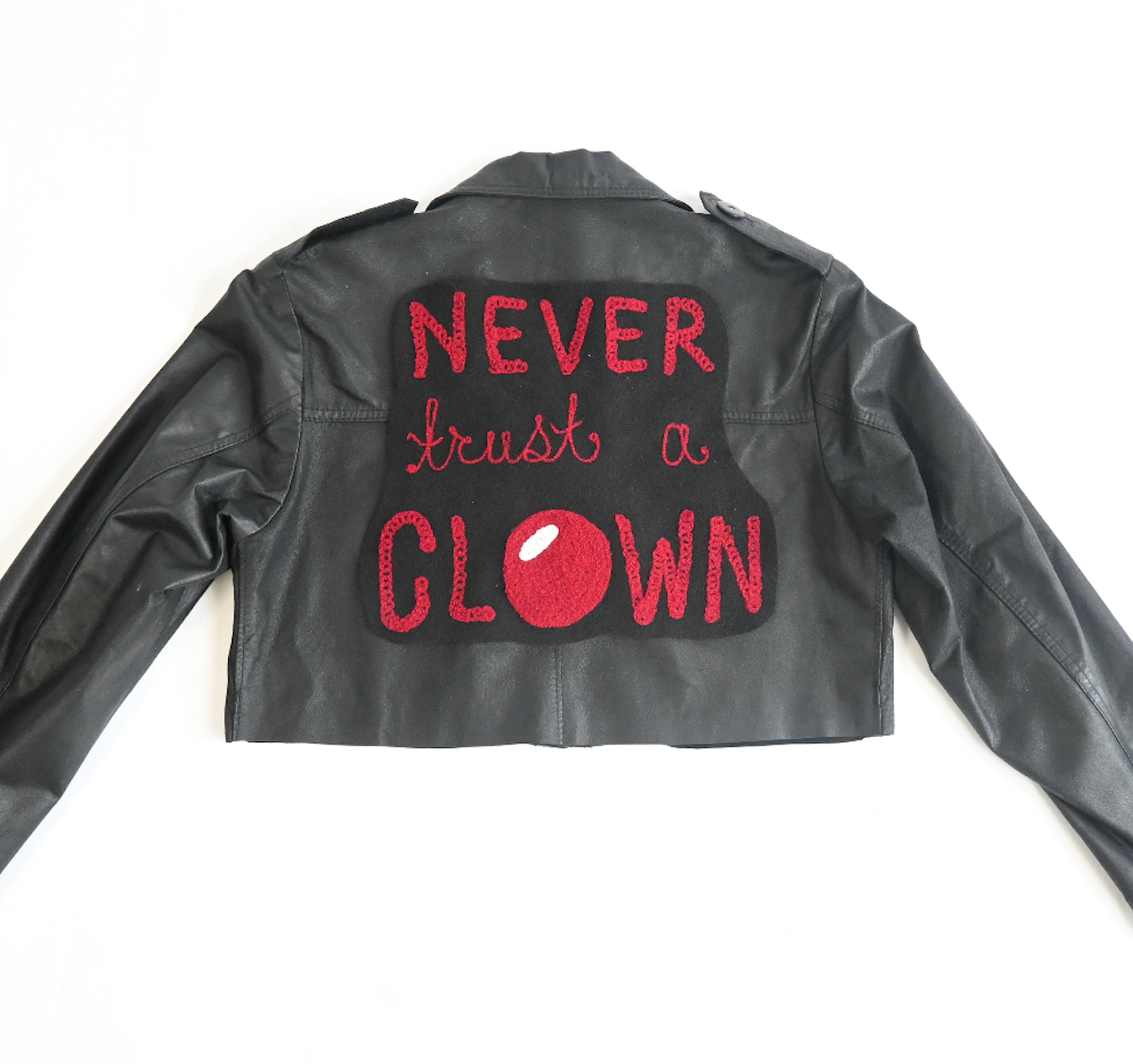 "NEVER TRUST A CLOWN" patch