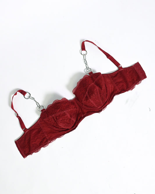 Blood red vintage bra (32DD/34DDD)