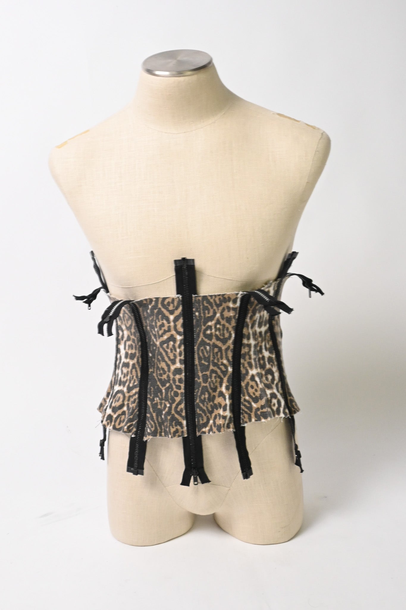 Cheetah print zip belt (find this at Friends Museum)