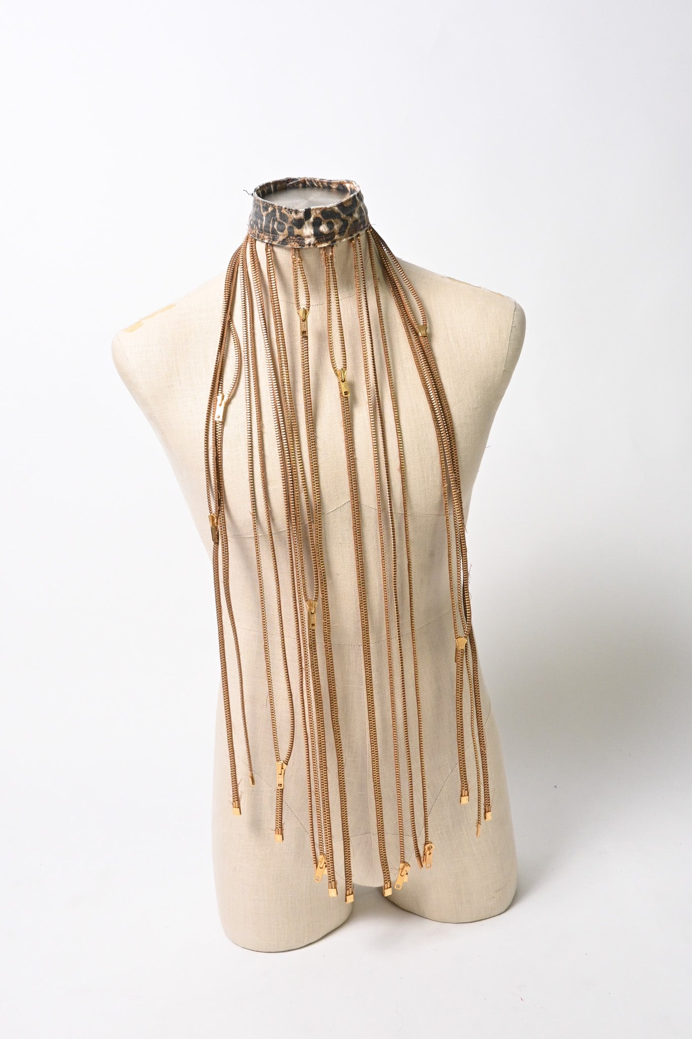 Zipper necklace