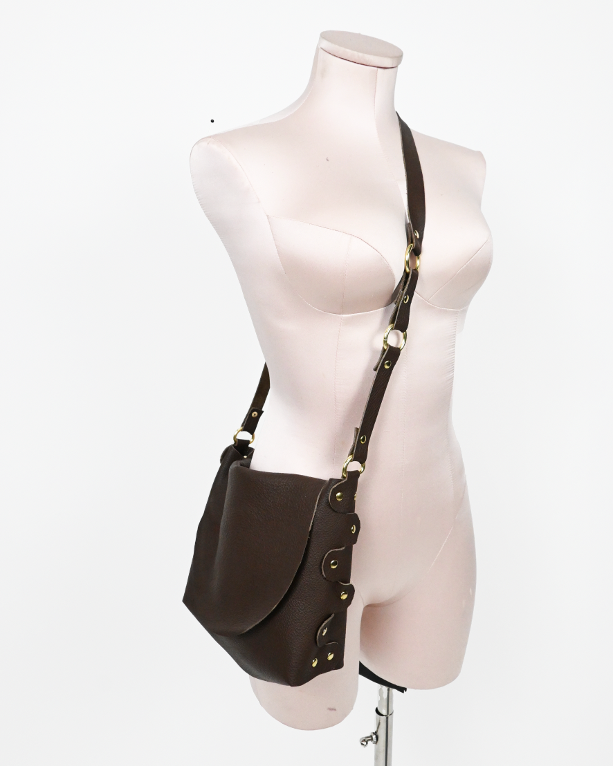 Leather Class BAG MAKING (November 29th 11-1pm)