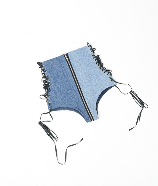 Zip up Denim hot shorts (multiple sizes)