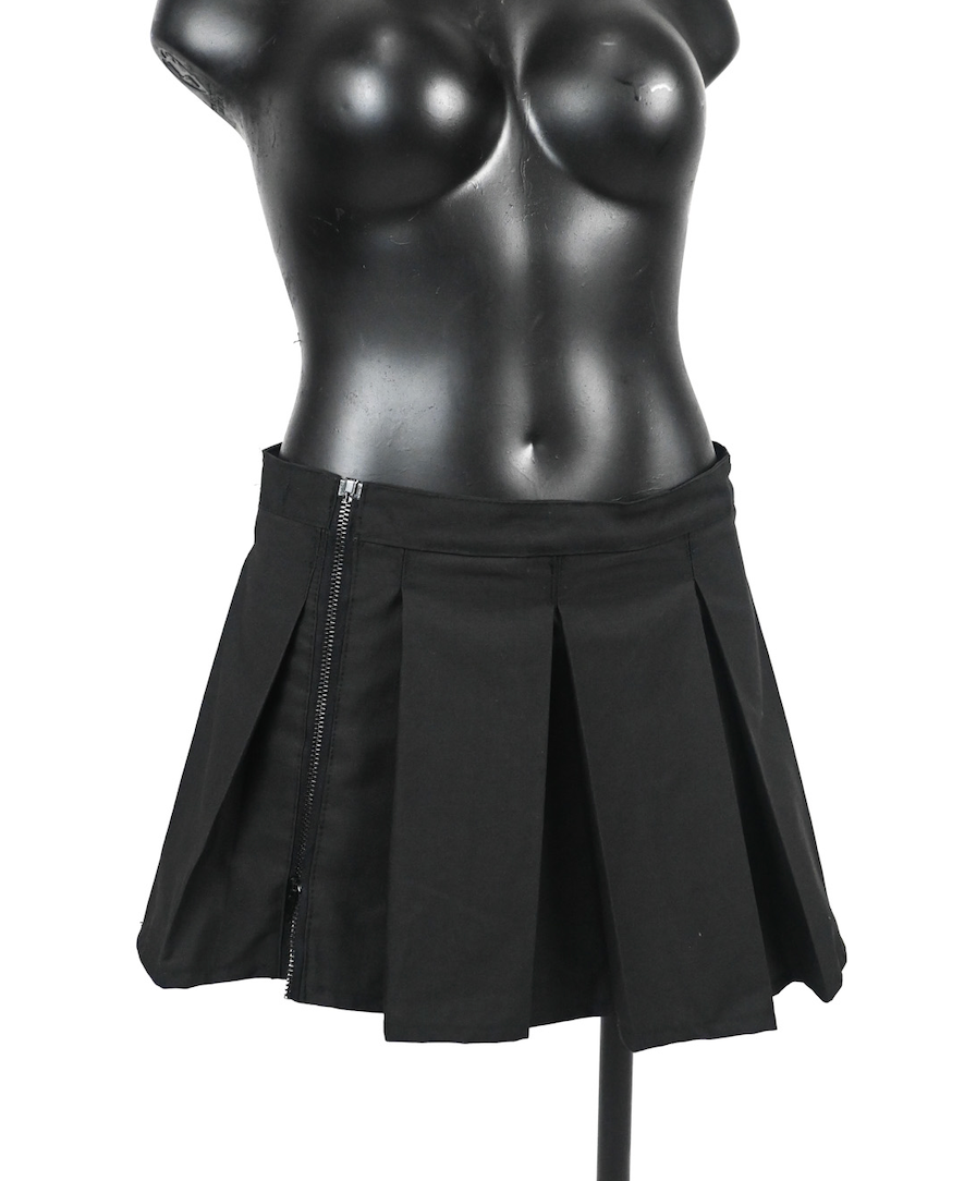 Pleated skirt (multiple sizes available)