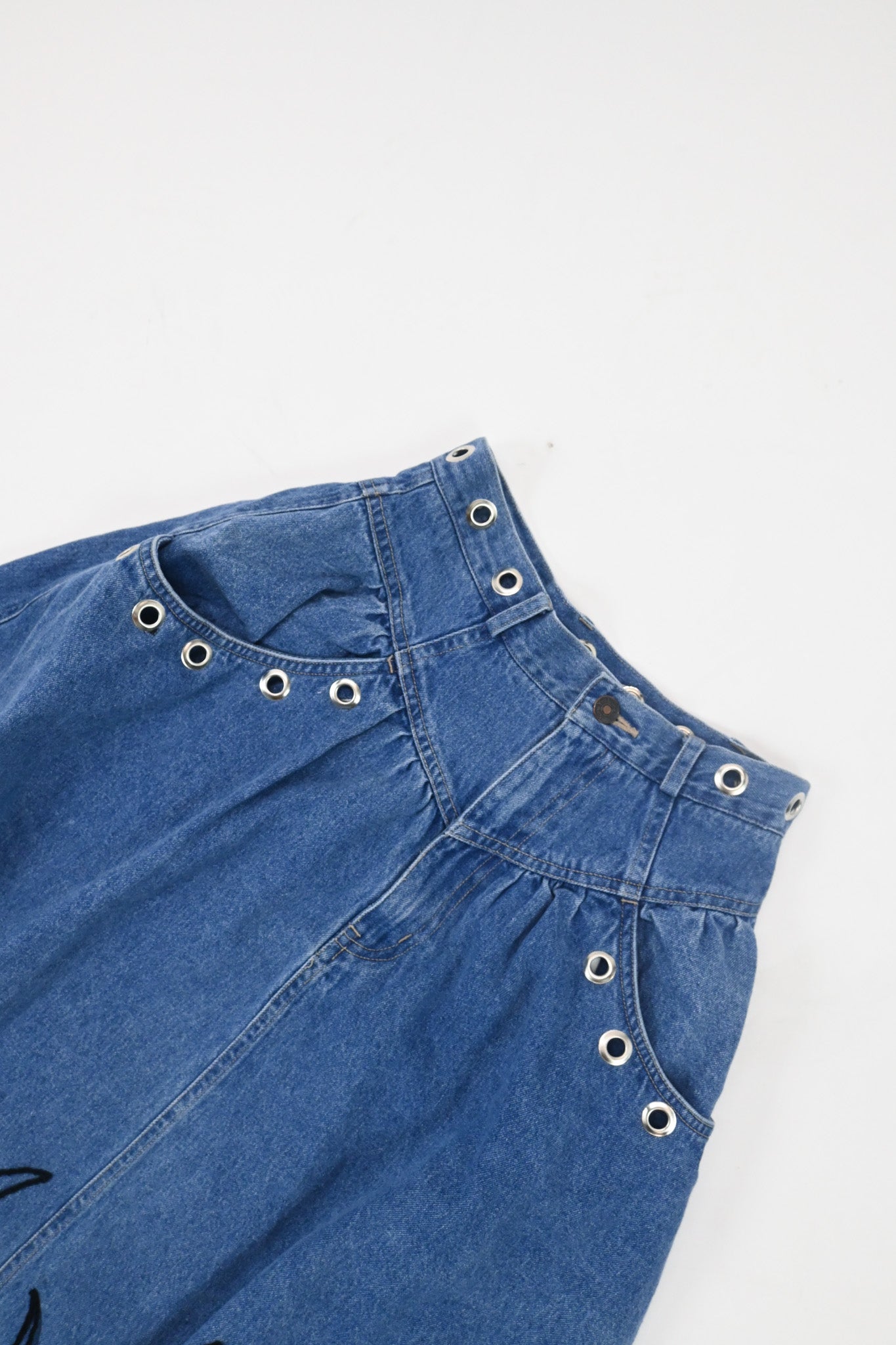 Tattoo Skirt 26"
