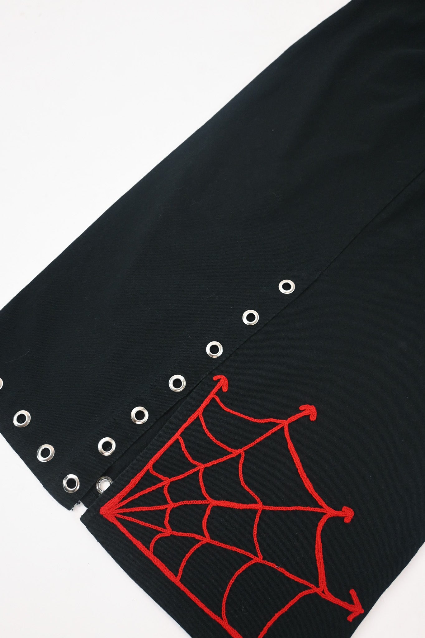 Tattoo Skirt 27"-30"