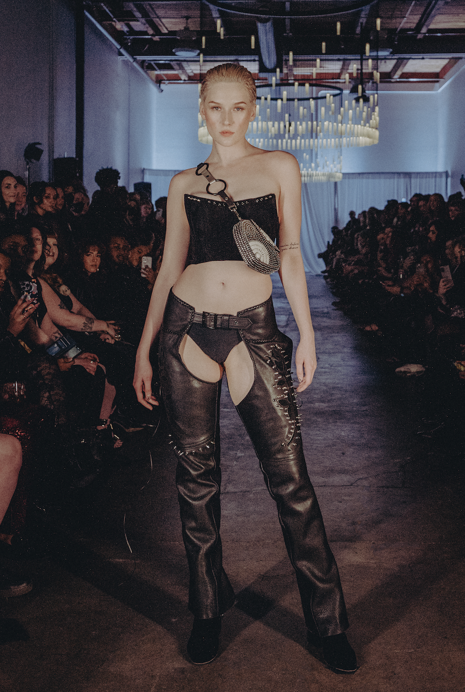 RUNWAY ass-less chaps